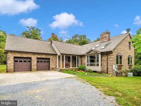 17879 HARBAUGH VALLEY RD, SABILLASVILLE, MD 21780