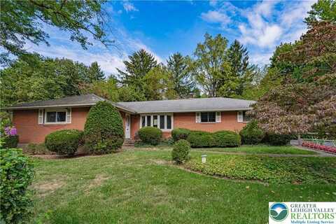 1410 Stoke Park Road, Hanover Twp, PA 18017