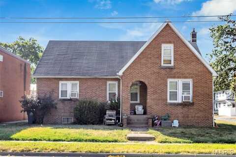 1500 Poplar Street, Highland, IL 62249