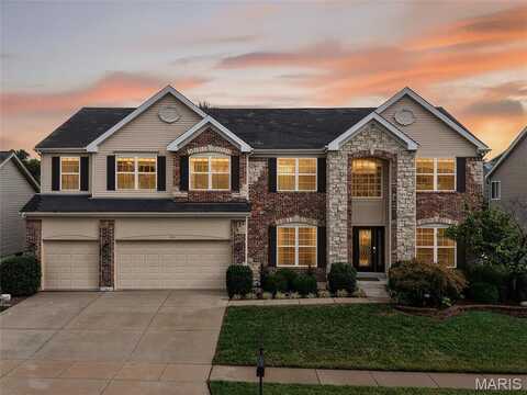 341 Pointe Loma Boulevard, Lake Saint Louis, MO 63367