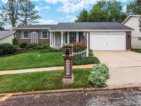 4330 Canyonside Lane, Saint Louis, MO 63128