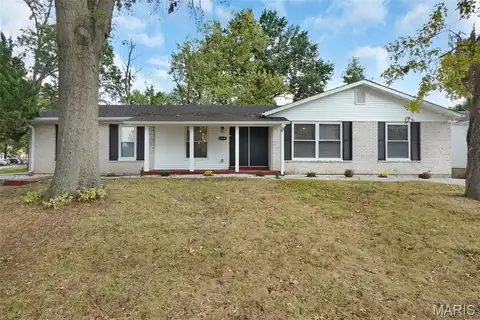 2930 Heatherton Drive, Florissant, MO 63033