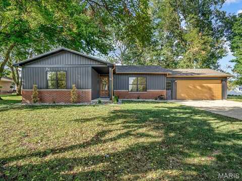 1105 W Shawneetown Trail, Steeleville, IL 62288