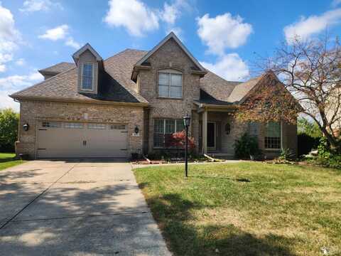 912 Kings Park, Monroe, MI 48161