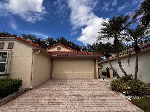7131 Whitfield Ave, Boynton Beach, FL 33437