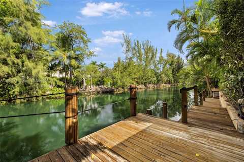 5120 Carillo St, Coral Gables, FL 33146