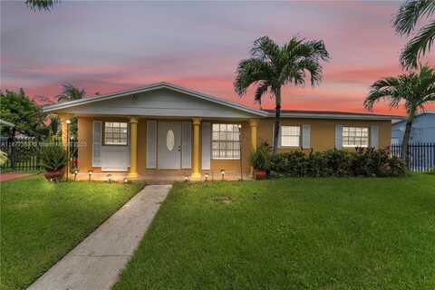 3277 NW 202nd Ln, Miami Gardens, FL 33056