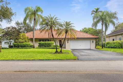 9031 N New River Canal Rd, Plantation, FL 33324