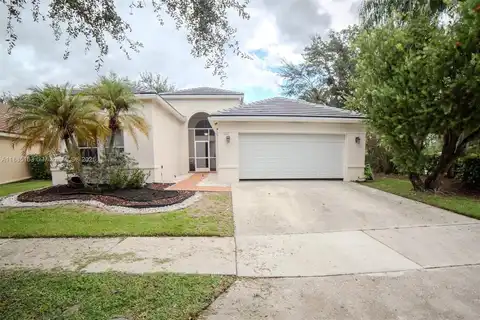 667 Carrington Ln, Weston, FL 33326