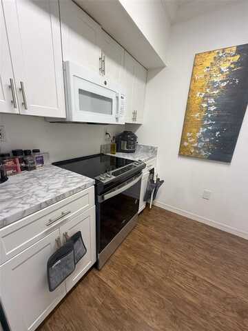 200 SW 117th Ter, Pembroke Pines, FL 33025