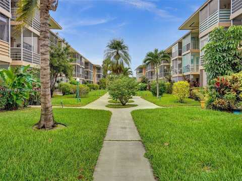 1395 NE 167th St, Miami, FL 33162