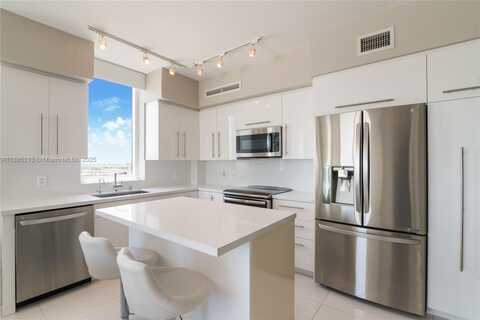 1745 E Hallandale Beach Blvd, Hallandale Beach, FL 33009