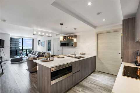 801 S Miami Ave, Miami, FL 33130