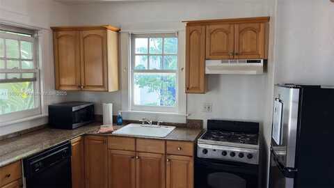 315 Eucalyptus St, West Palm Beach, FL 33401