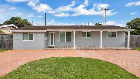 2441 Tarpon Dr, Miramar, FL 33023