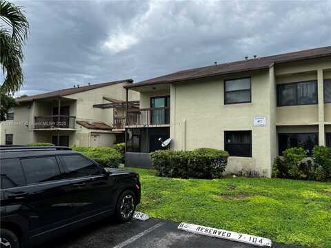 425 NW 210th St, Miami Gardens, FL 33169