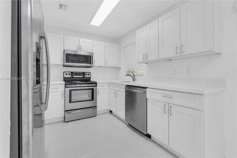 1428 NE 2nd Ave, Fort Lauderdale, FL 33304