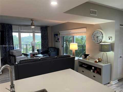 1625 SE 10th Ave, Fort Lauderdale, FL 33316