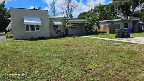 2640 Garfield St, Hollywood, FL 33020