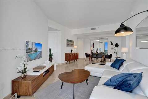 16001 Collins Ave, Sunny Isles Beach, FL 33160