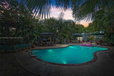 9156 NW 3rd Ave, Miami, FL 33150