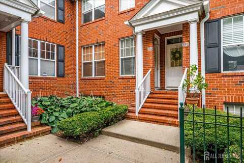 594 Middlesex Avenue, Metuchen, NJ 08840