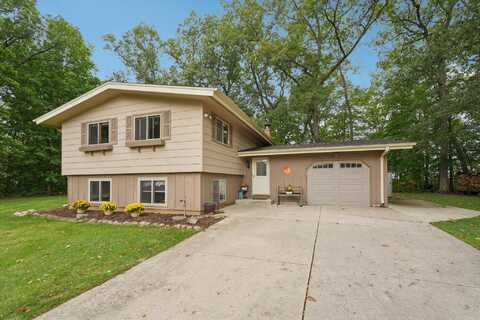 N9669 Shady Ln, Watertown, WI 53094
