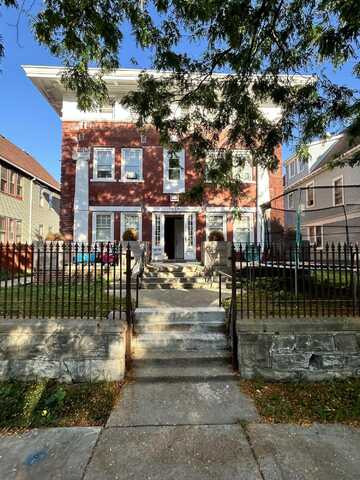 1546 S Layton Blvd, Milwaukee, WI 53215