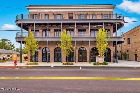 1515 Government Street, Ocean Springs, MS 39564