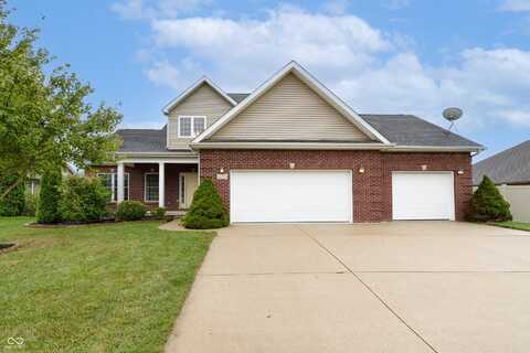 2791 Bluebell Court E, Columbus, IN 47201