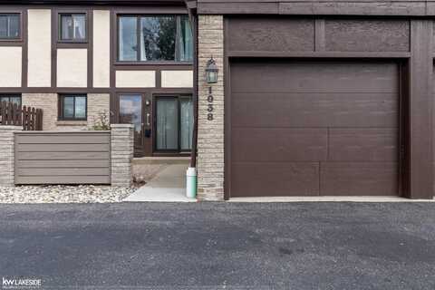 1038 Country Club, Saint Clair Shores, MI 48082