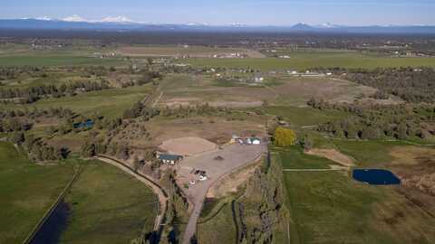 2441 SW Minson Road, Powell Butte, OR 97753