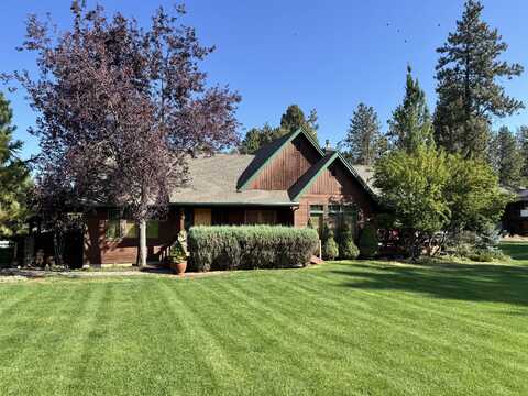 546 S Cottonwood Street, Sisters, OR 97759
