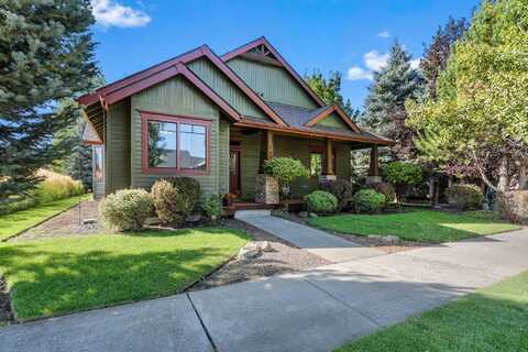 759 S Birch Street, Sisters, OR 97759