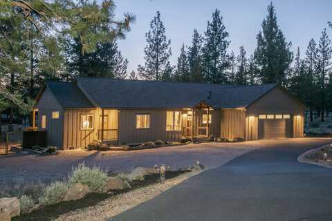 70255 Mustang Drive, Sisters, OR 97759
