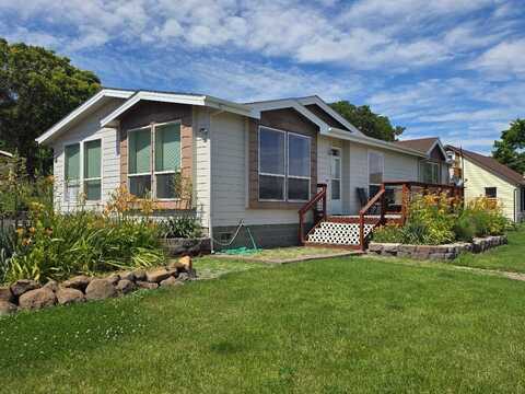 624 Dufur Avenue, Maupin, OR 97037