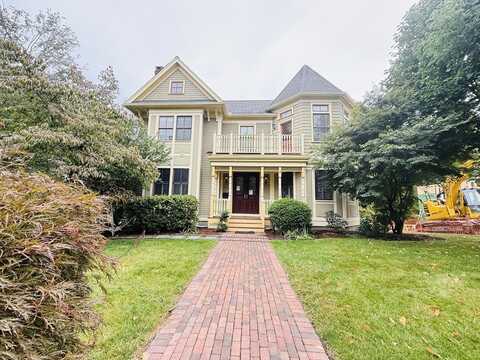 176 Waltham Street, Lexington, MA 02421