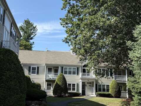 750 Brookside Dr, Andover, MA 01810