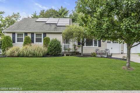 310 Ashford Road, Toms River, NJ 08755