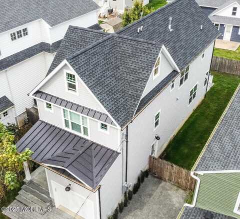 11 Maplewood Avenue, Rumson, NJ 07760