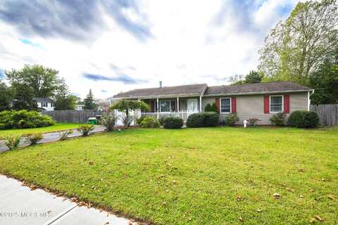 60 N Main Street N, Farmingdale, NJ 07727