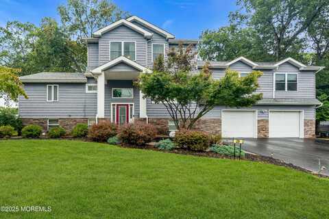 28 Princeton Drive, Howell, NJ 07731