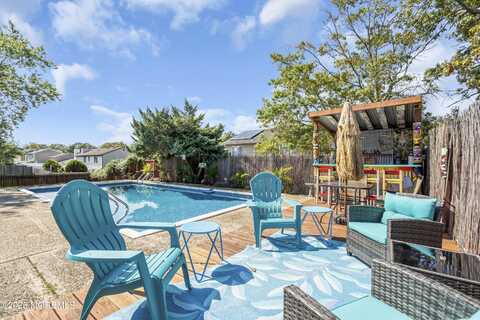 2 Lee Court, Barnegat, NJ 08005