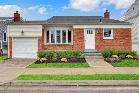 63 Kirkwood Street, Long Beach, NY 11561