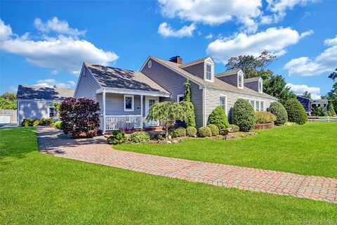 336 Richmond Avenue, Amityville, NY 11701