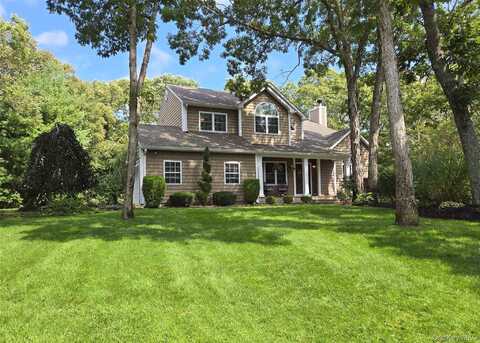 5 Kara Court, Yaphank, NY 11980