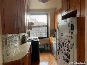 98-41 64 Rd, Rego Park, NY 11374