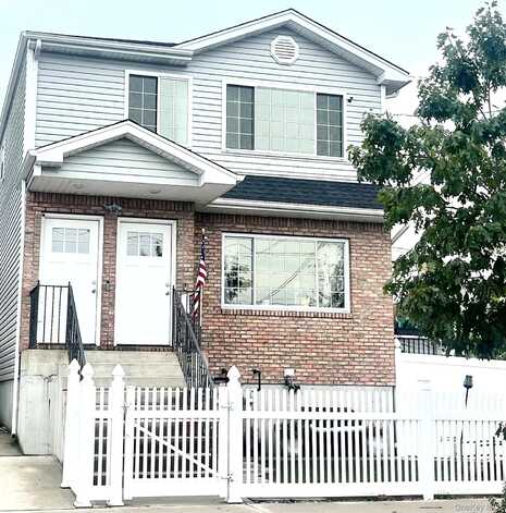 6261 Decosta Avenue, Arverne, NY 11692