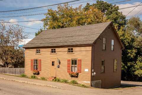 25 Bond Street, Augusta, ME 04330