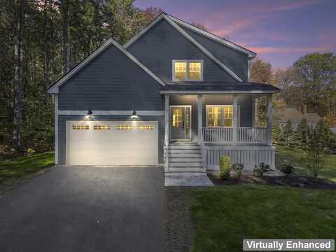 11 Heritage Lane, Kennebunk, ME 04043
